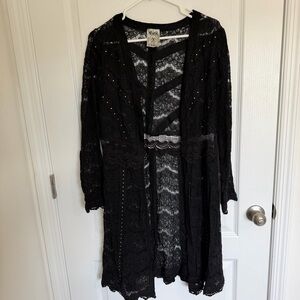 Vocal Elegant Black Lace Robe with Sparkling Details